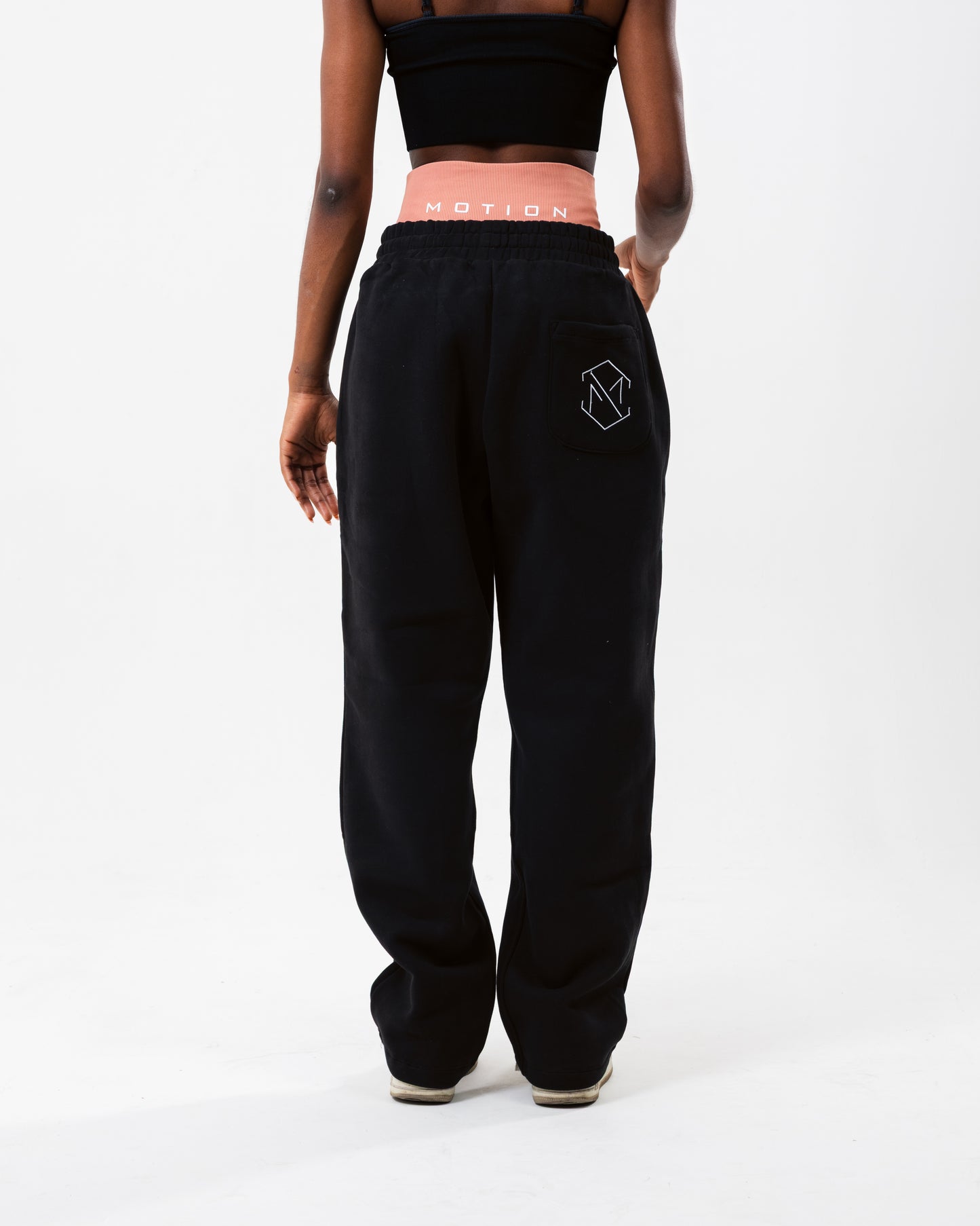 MOTION Straight Pump Cover Pants