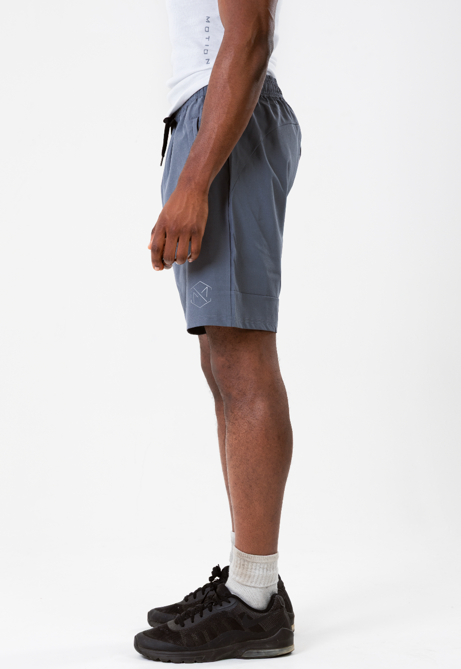 MOTION Shorts